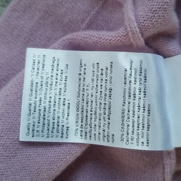 Escada Wool/Cashmere XS Sweater Dark Antique Rose. - Picture 5 of 5